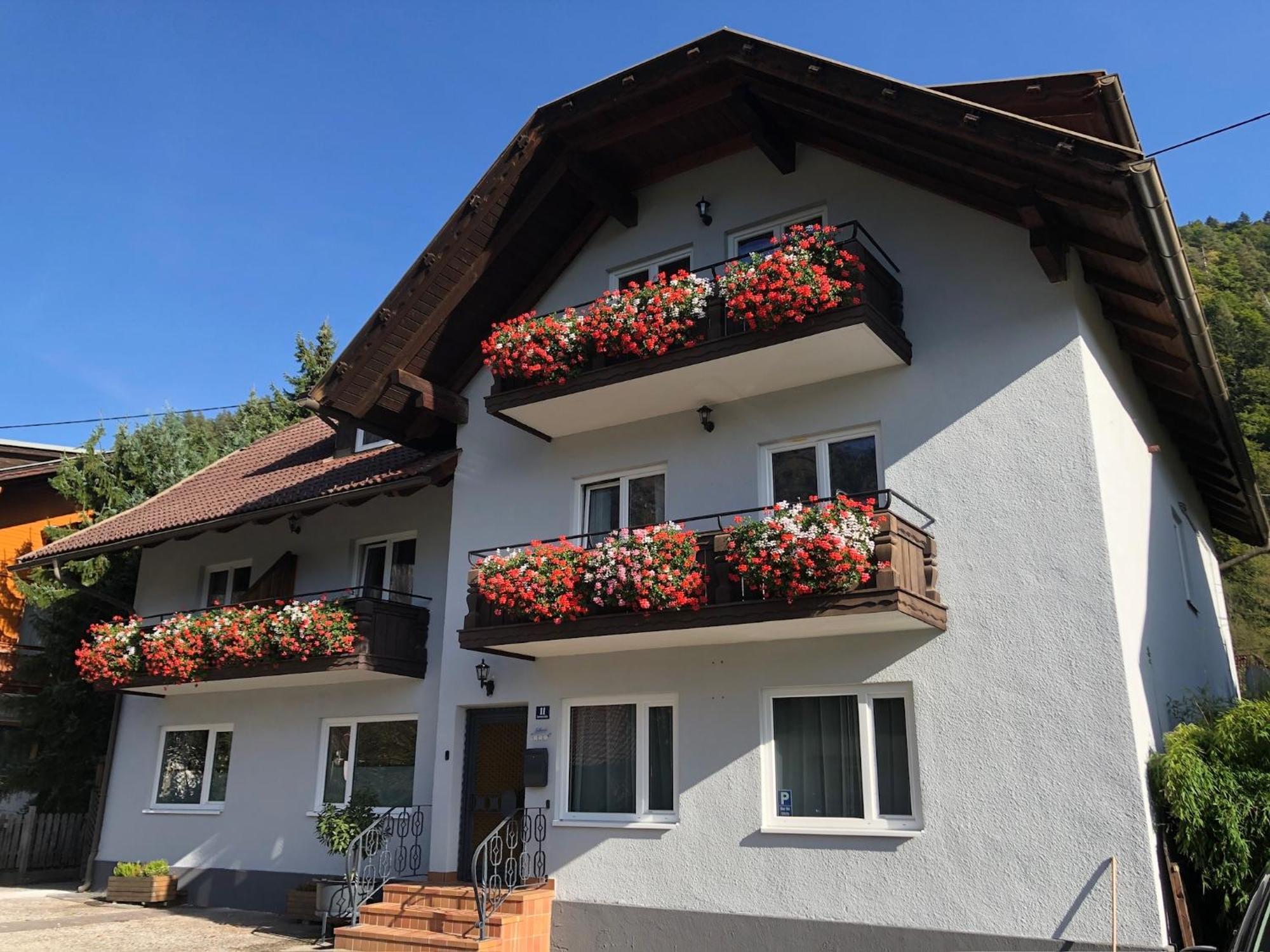 Appartement Kuhglocken Ferienhaus Fuenf Sinne Добриах Экстерьер фото